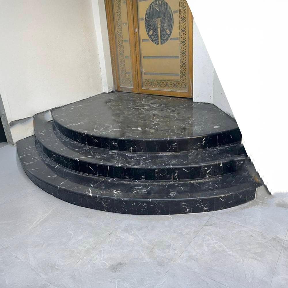 Perron d'Entrée Arrondi en Marbre Noir - Marbre Noir Marquina Veiné Blanc